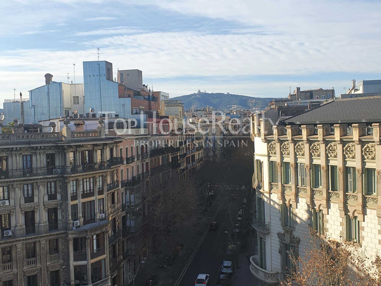 Un ático duplex de ensueño en Casa Burés: el encanto del Eixample barcelonés