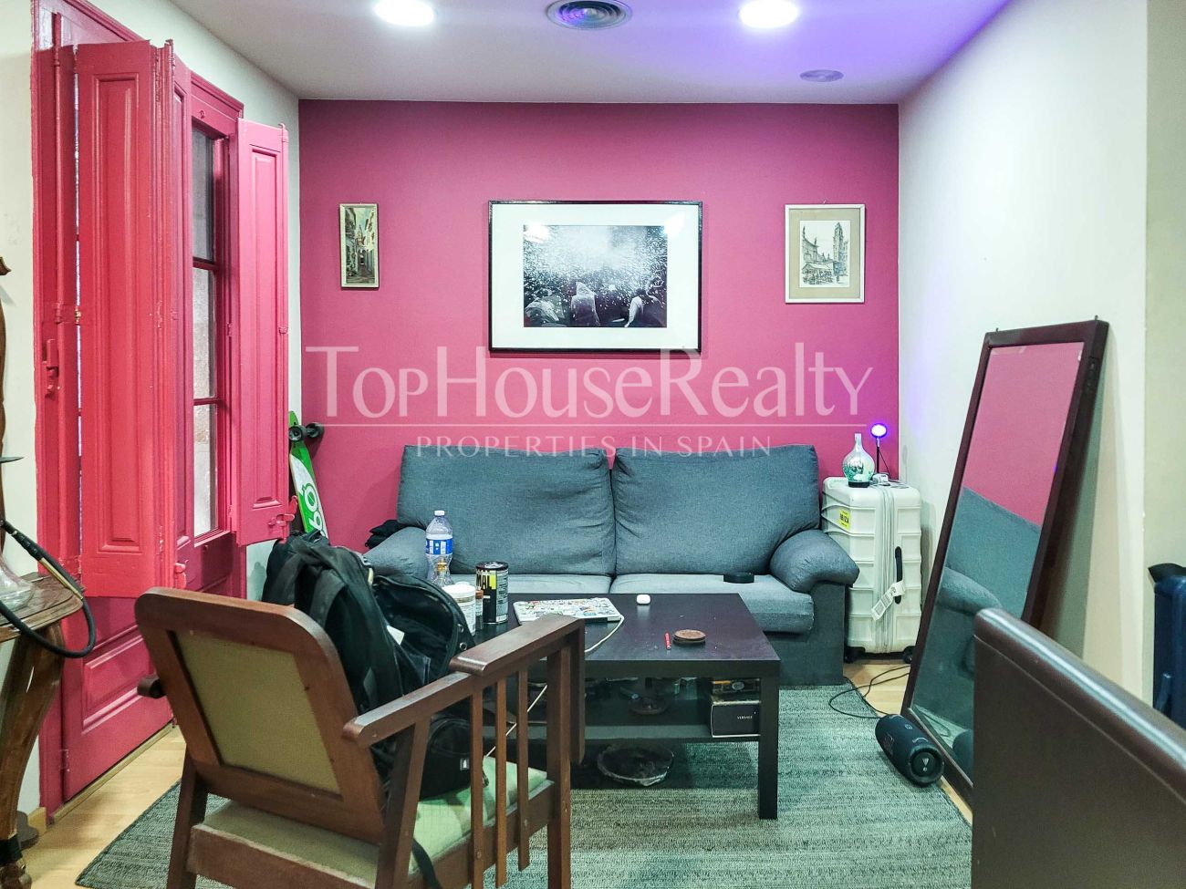 Finca regia en venta en El Born, Barcelona: propiedad de lujo para reformar en Marquès de l'Argentera