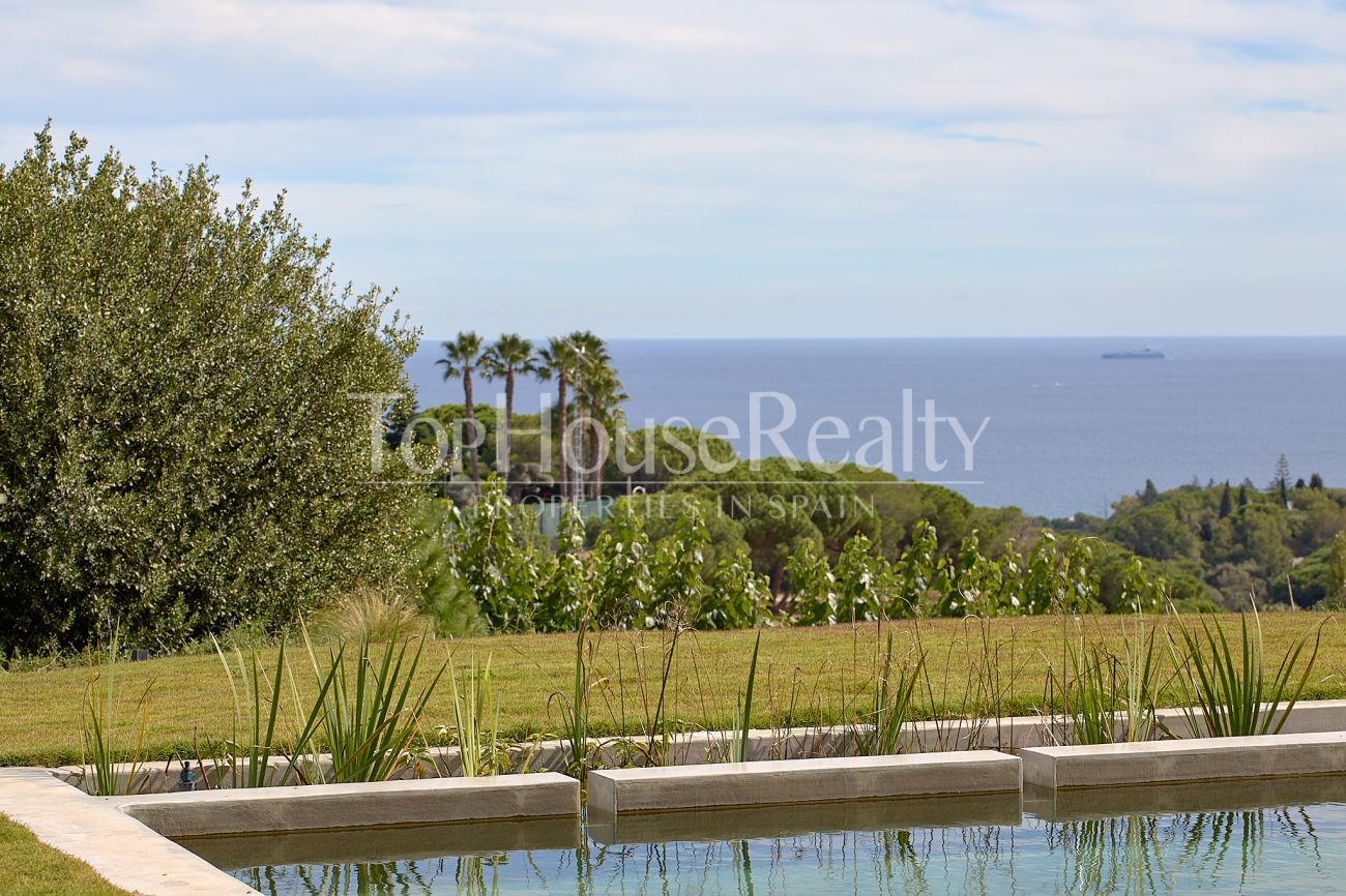 Maravillosa casa nueva con vistas al mar en Rocaferrera