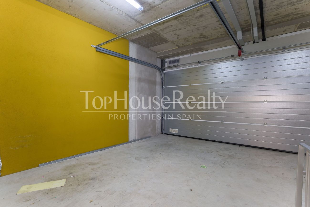 Casa adosada en El Vinyet, Sitges — jardín privado y a 5 minutos del mar