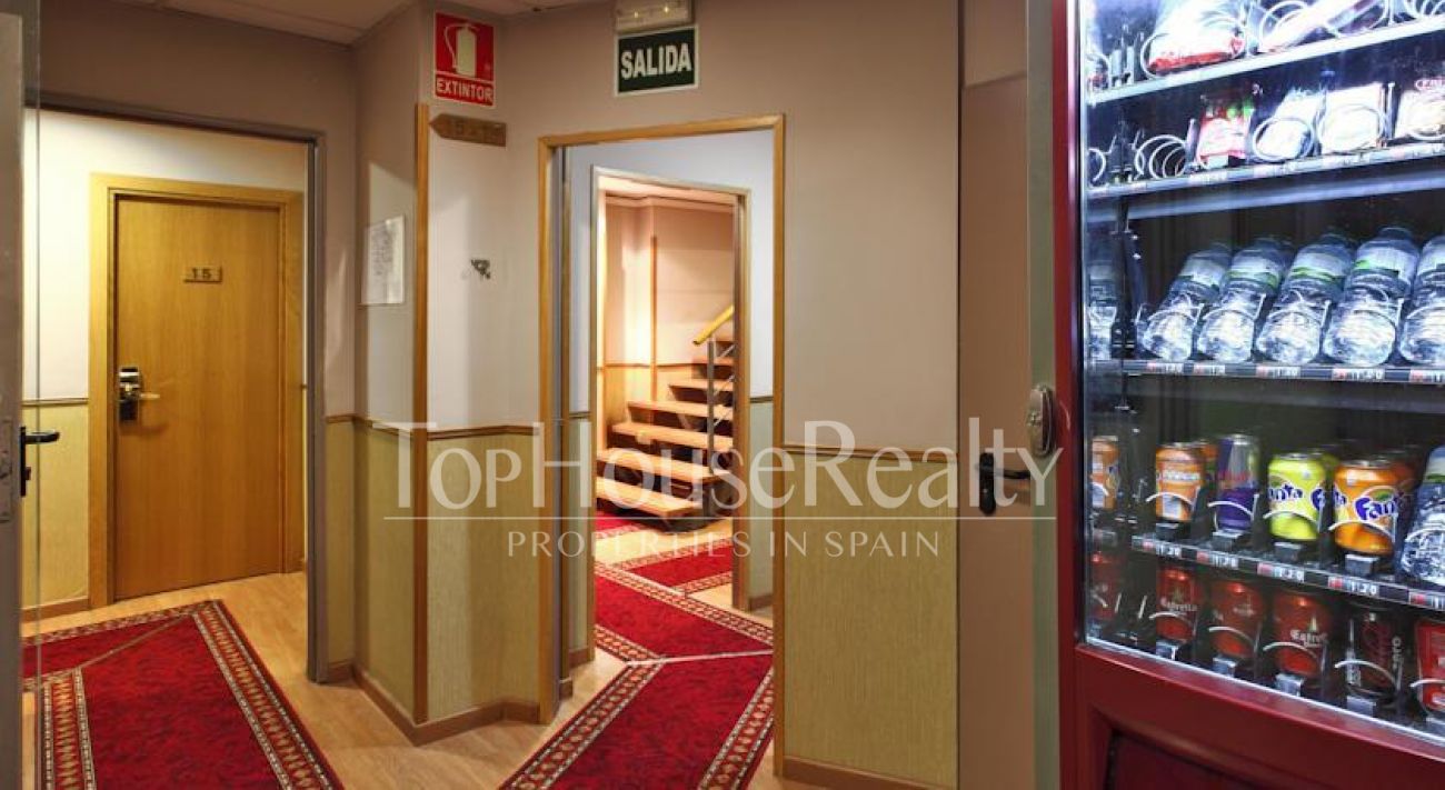 Hostal 2 estrellas en venta en Poble Sec