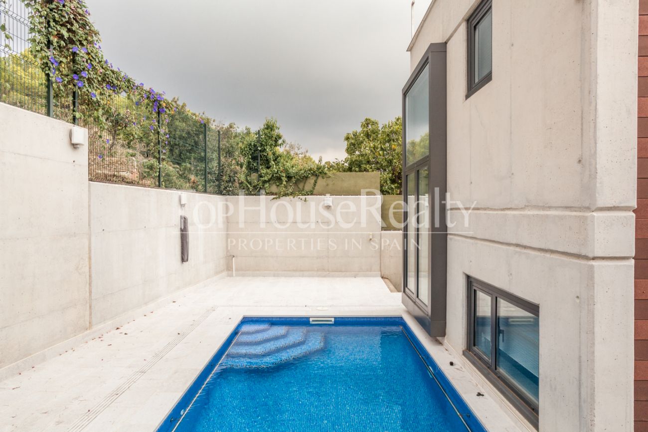 Excelente casa moderna con vistas en Castelldefels