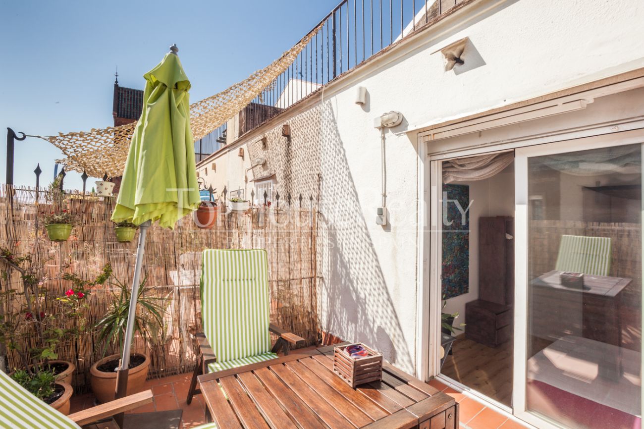 Ático con terraza en el barrio más “cool” de Barcelona