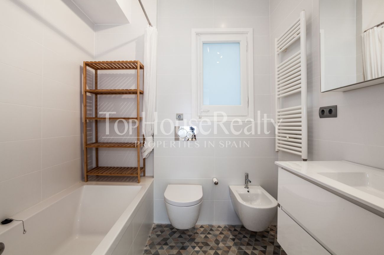 Loft en calle Valencia (Eixample dret)