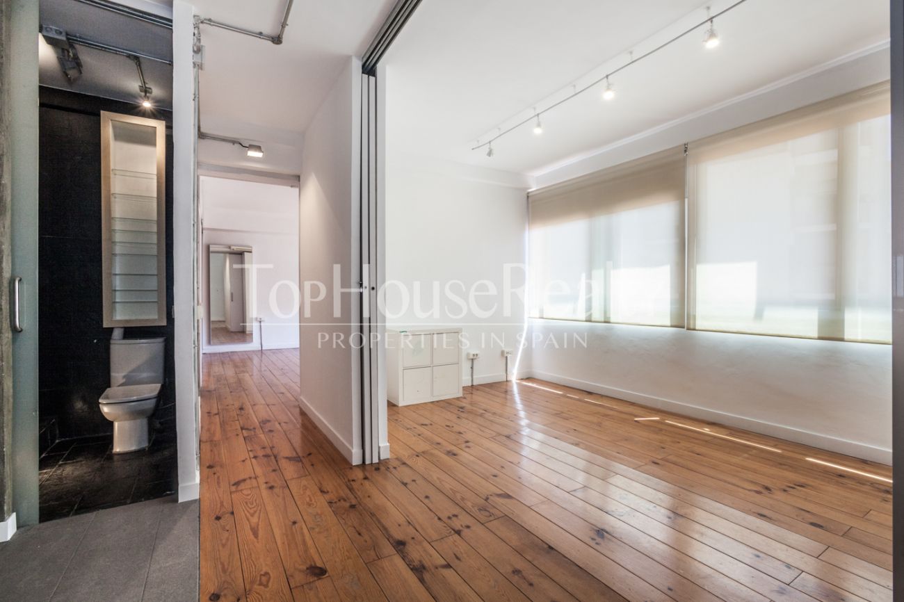 Loft en calle Valencia (Eixample dret)