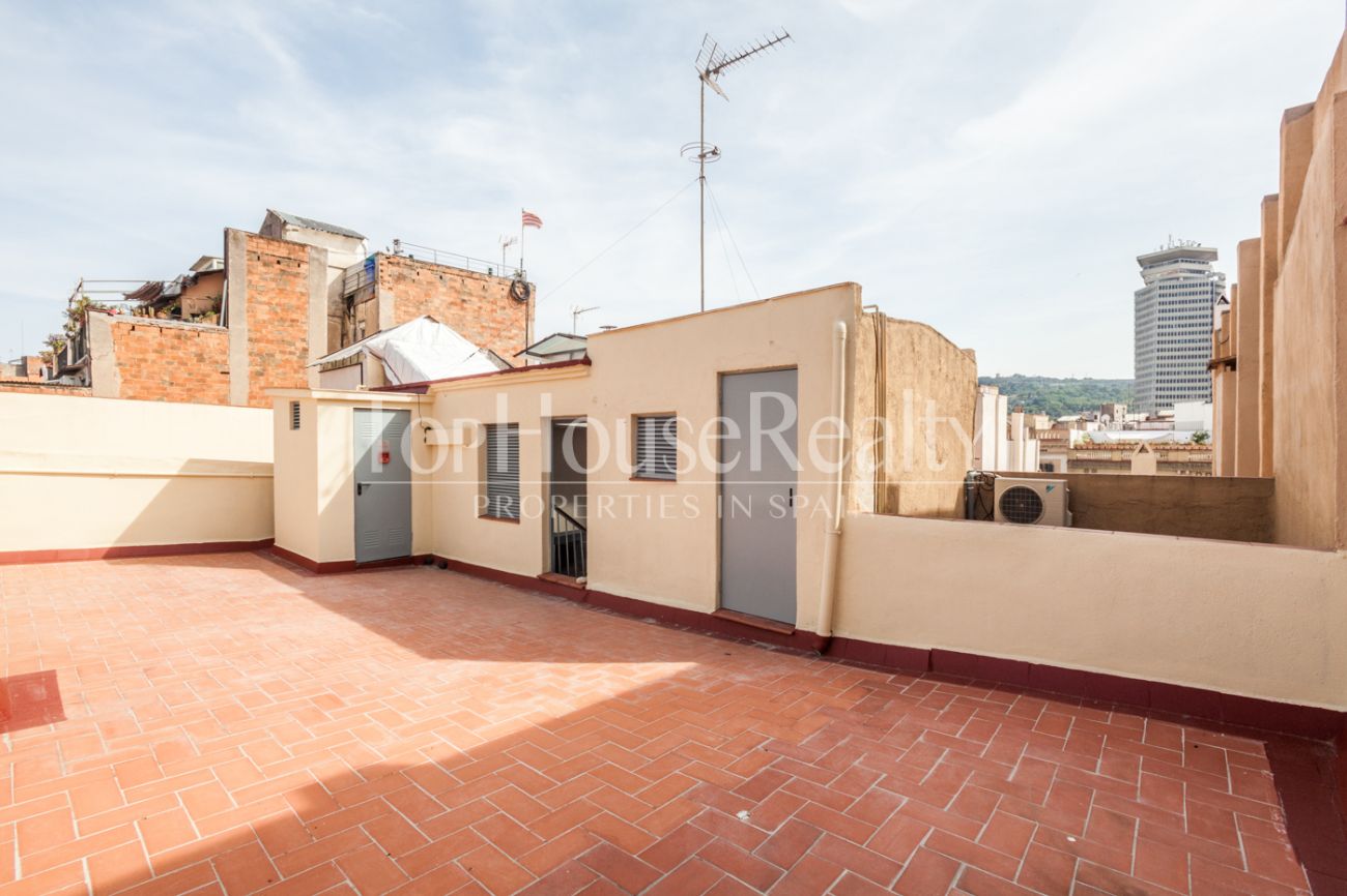 Dos apartamentos en venta en el Gòtic