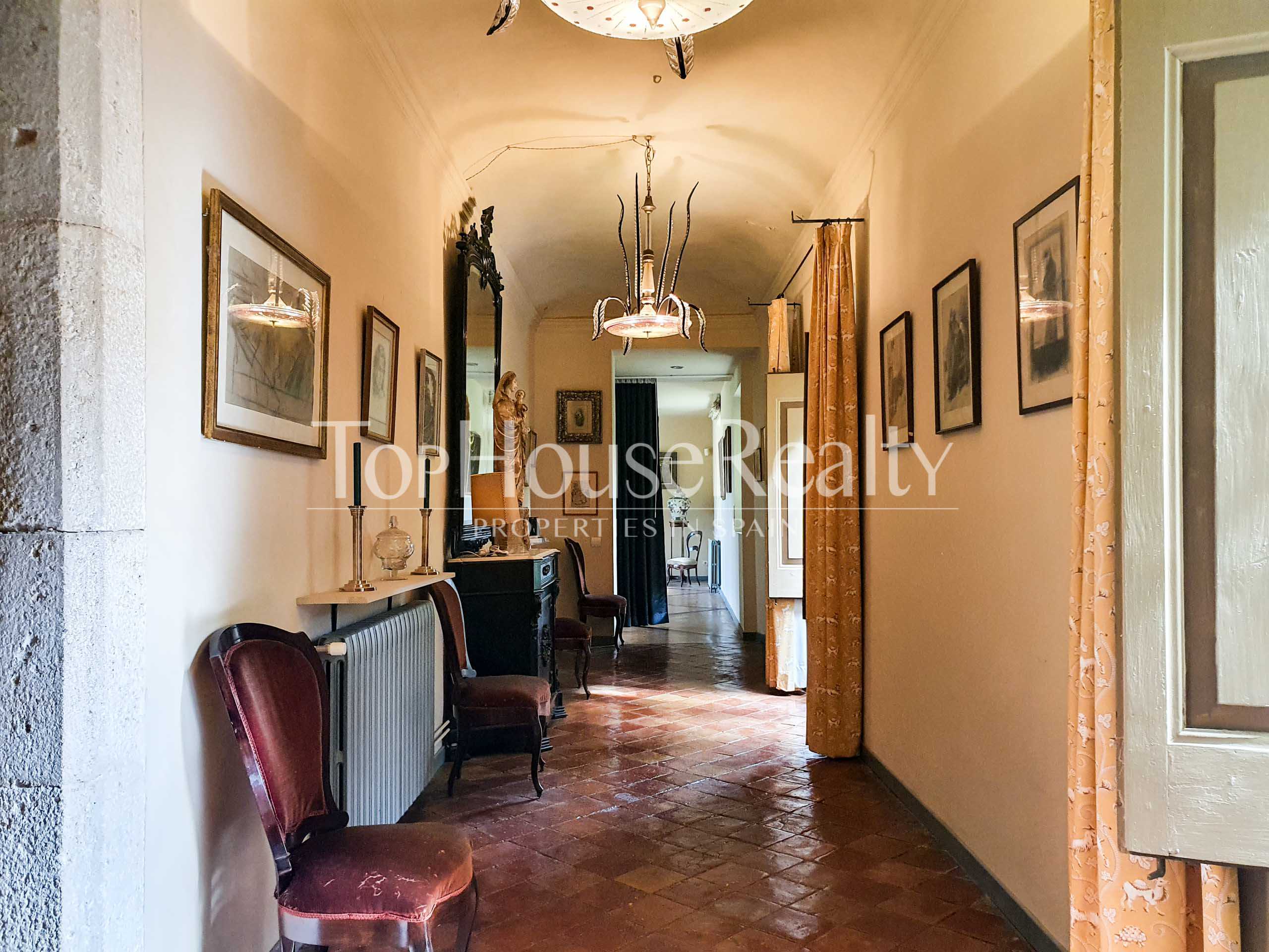 Palacete señorial del siglo XVII en el Emporda