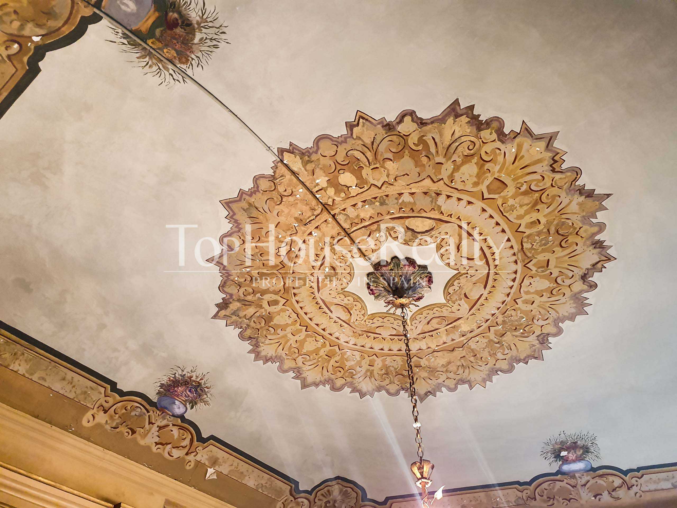 Palacete señorial del siglo XVII en el Emporda