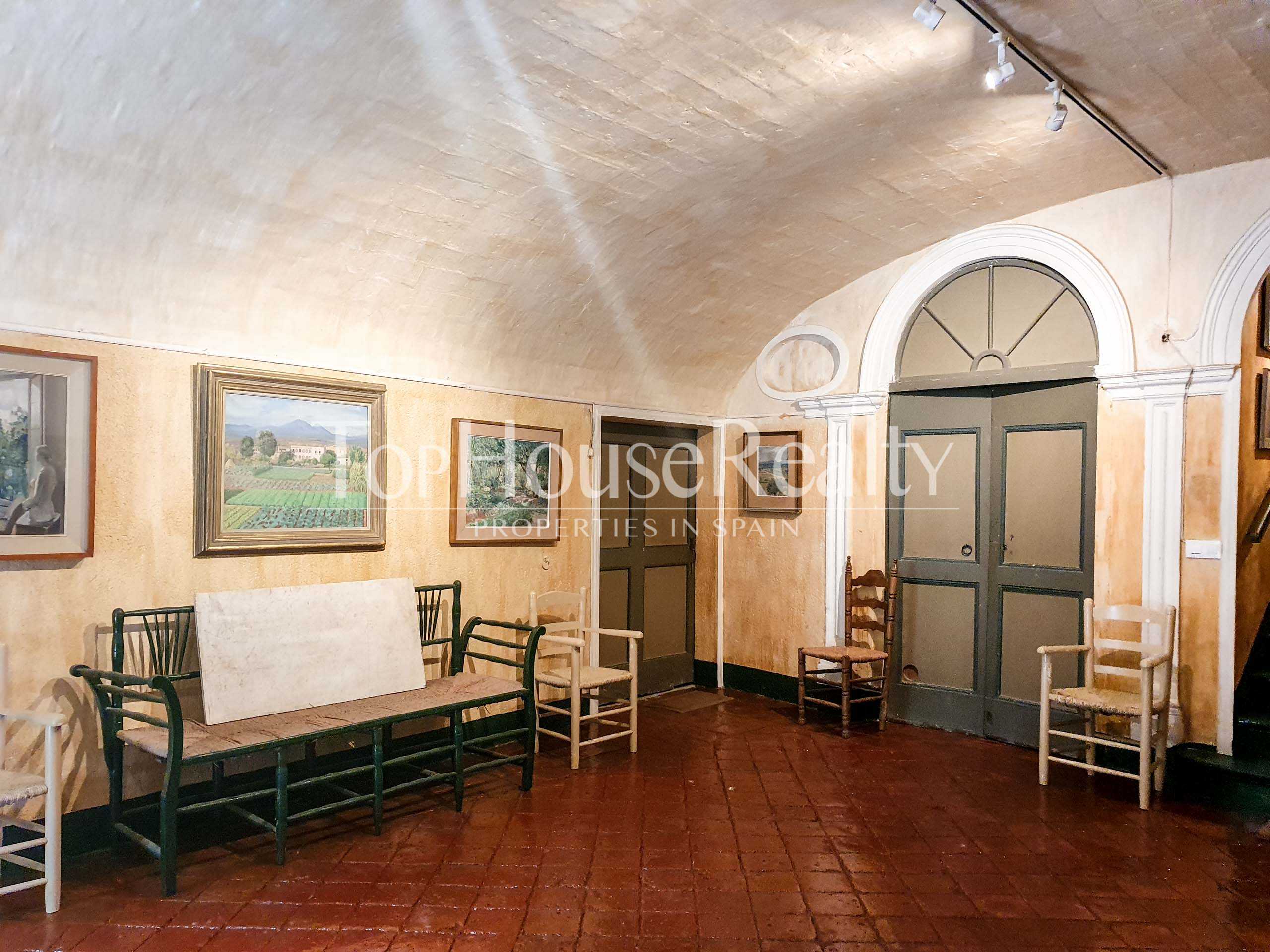 Palacete señorial del siglo XVII en el Emporda
