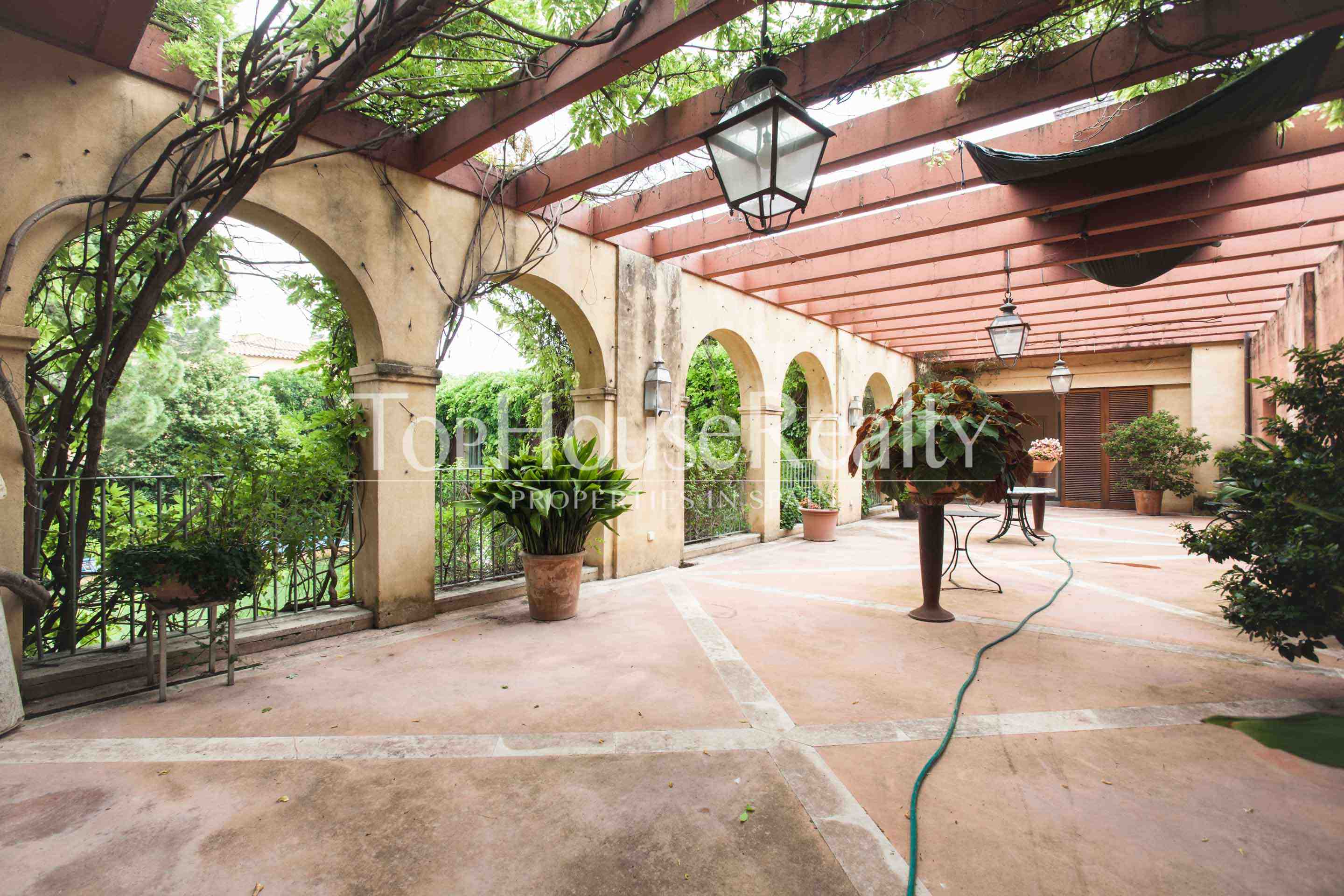 Palacete señorial del siglo XVII en el Emporda