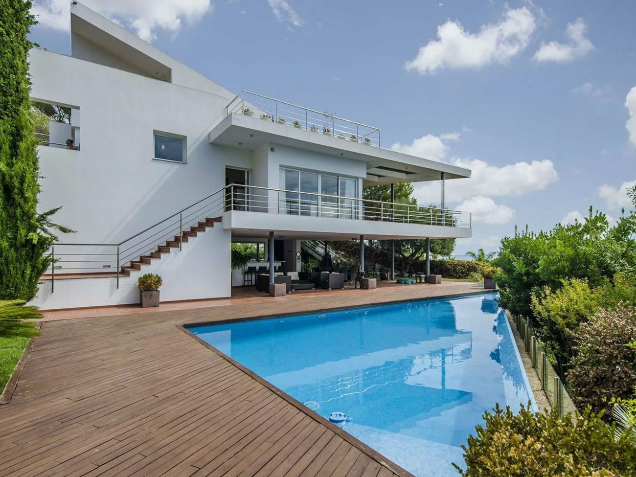 Un hogar moderno y elegante en una ubicación privilegiada