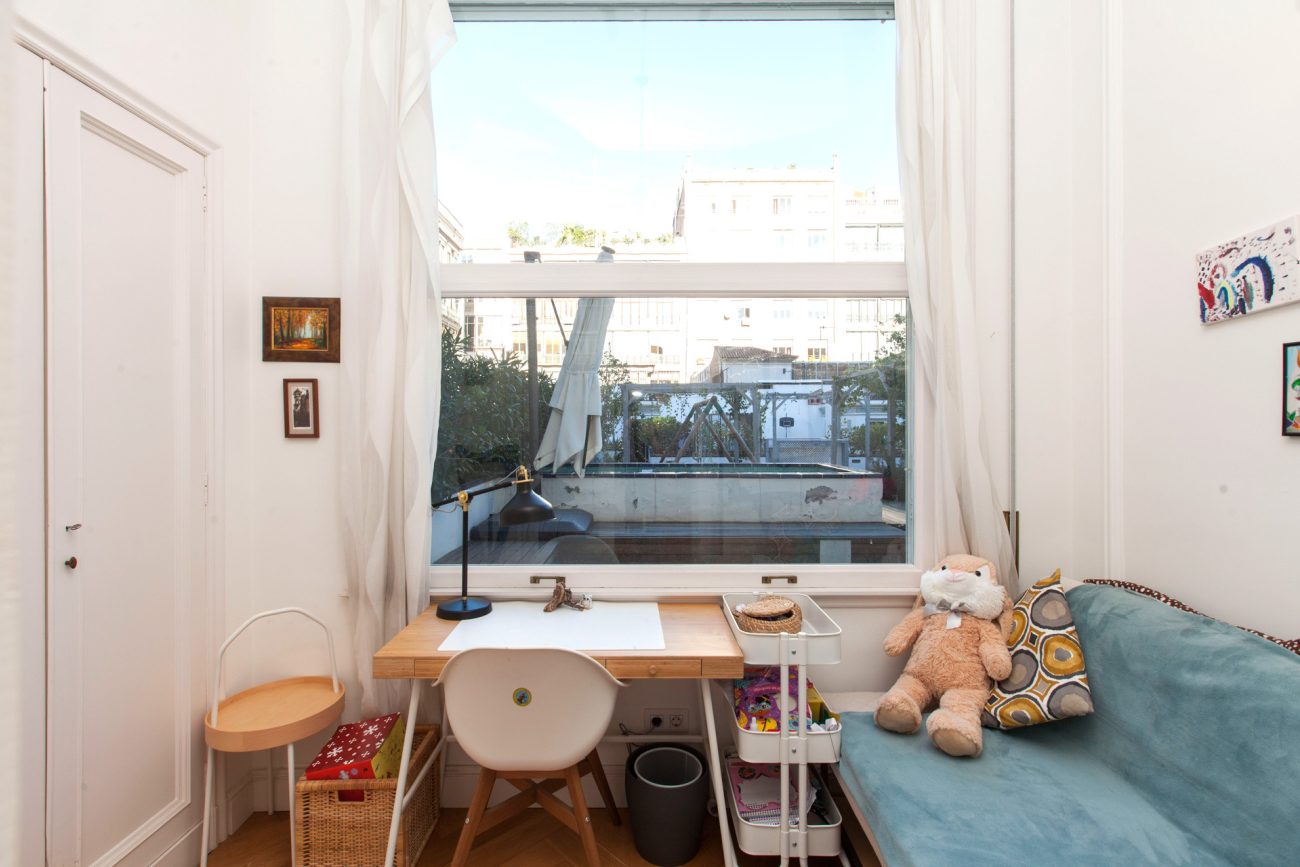 Lujoso piso con terraza junto a Paseo de Gracia