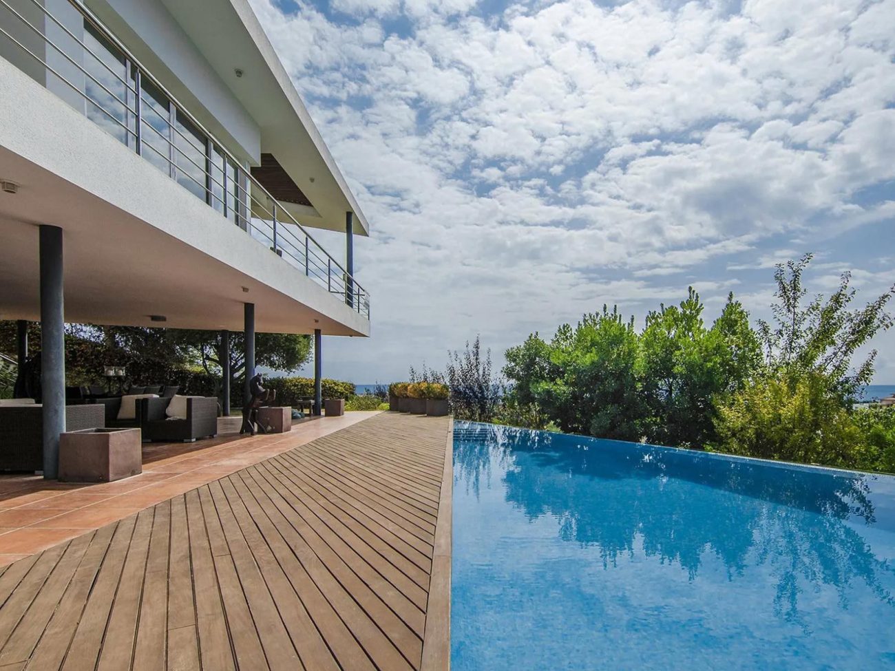 Un hogar moderno y elegante en una ubicación privilegiada