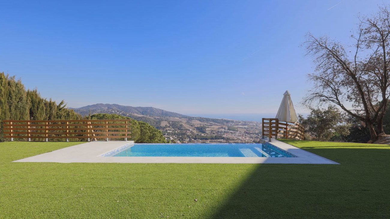 Un hogar eco-friendly y lleno de luz con impresionantes vistas al mar