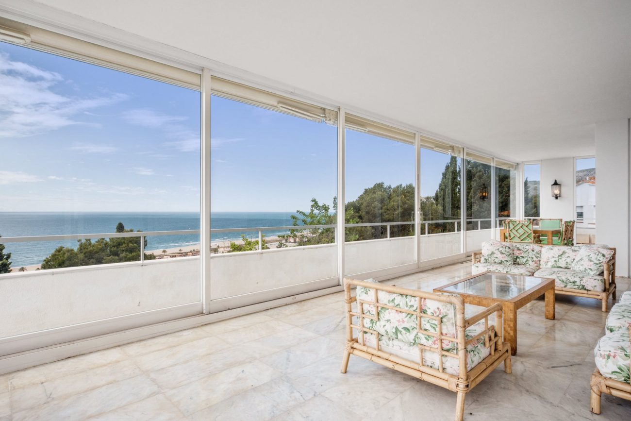 Espectaculares vistas al Mediterráneo desde Castelldefels montaña
