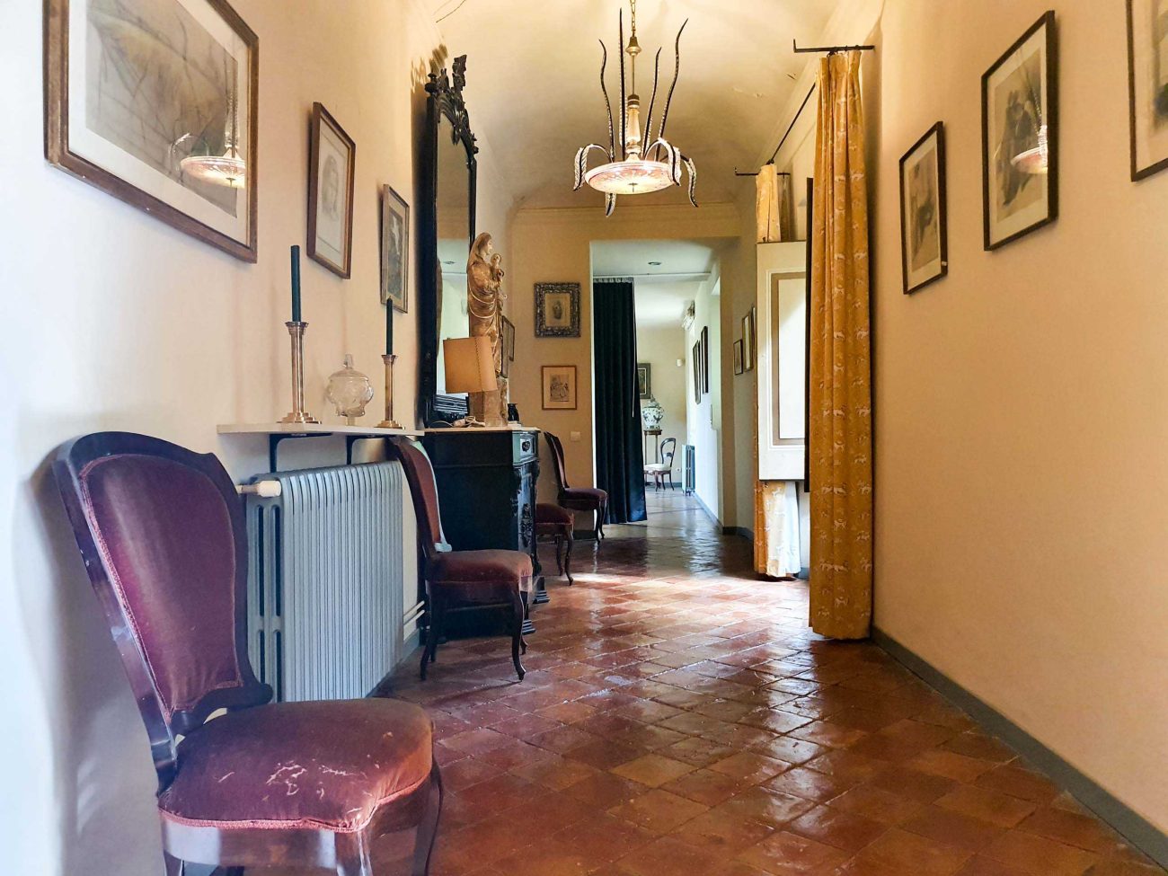 Palacete señorial del siglo XVII en el Emporda