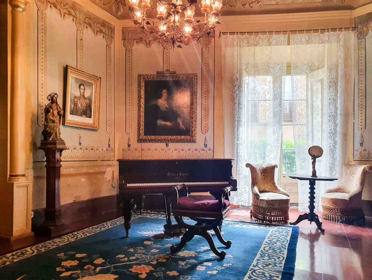 Palacete señorial del siglo XVII en el Emporda