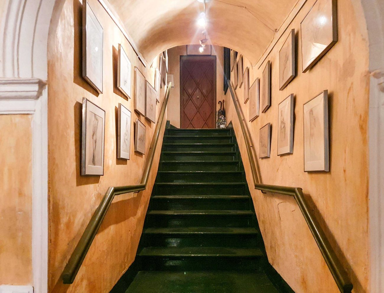 Palacete señorial del siglo XVII en el Emporda