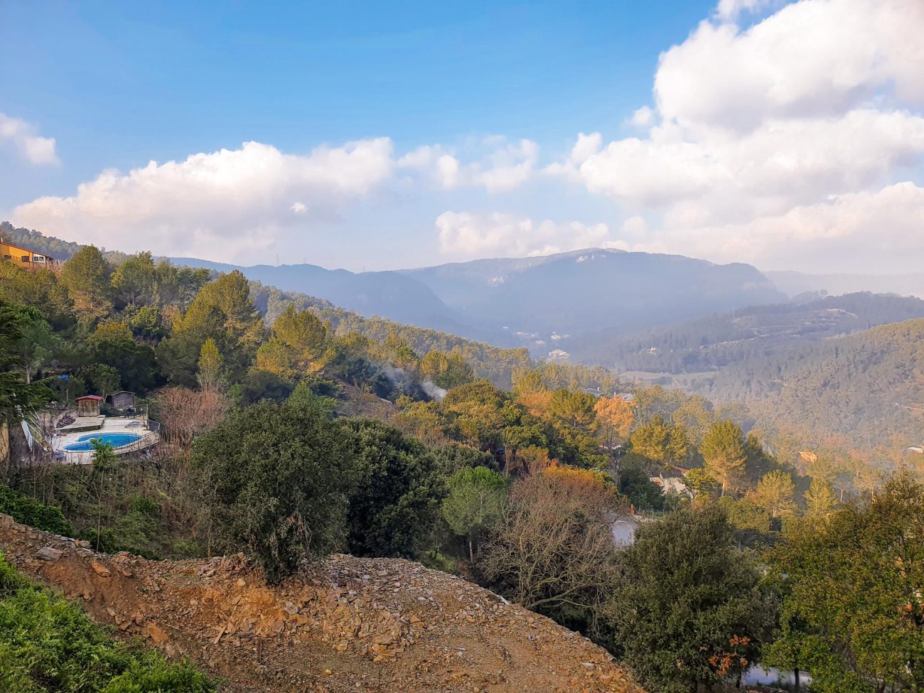 Magnífico terreno con vistas panorámicas cerca de Barcelona