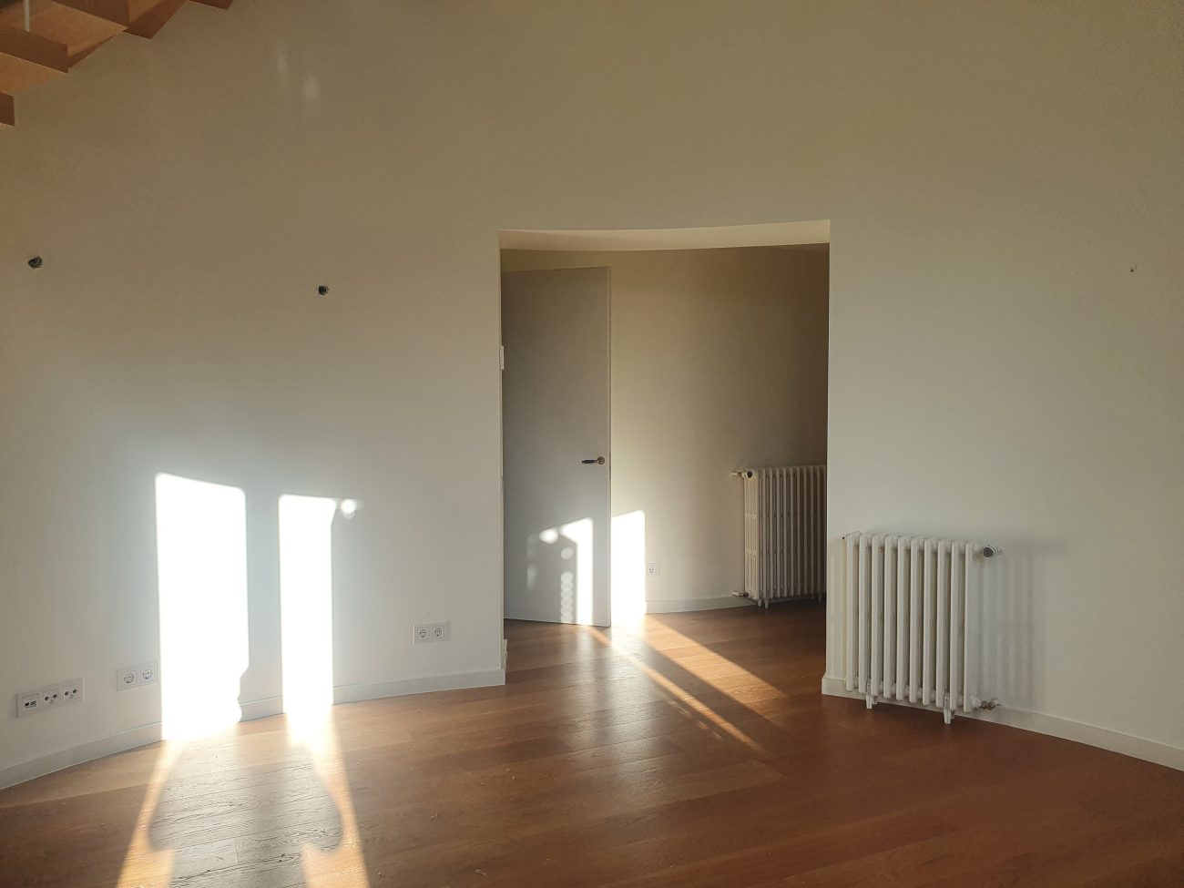 Un ático duplex de ensueño en Casa Burés: el encanto del Eixample barcelonés