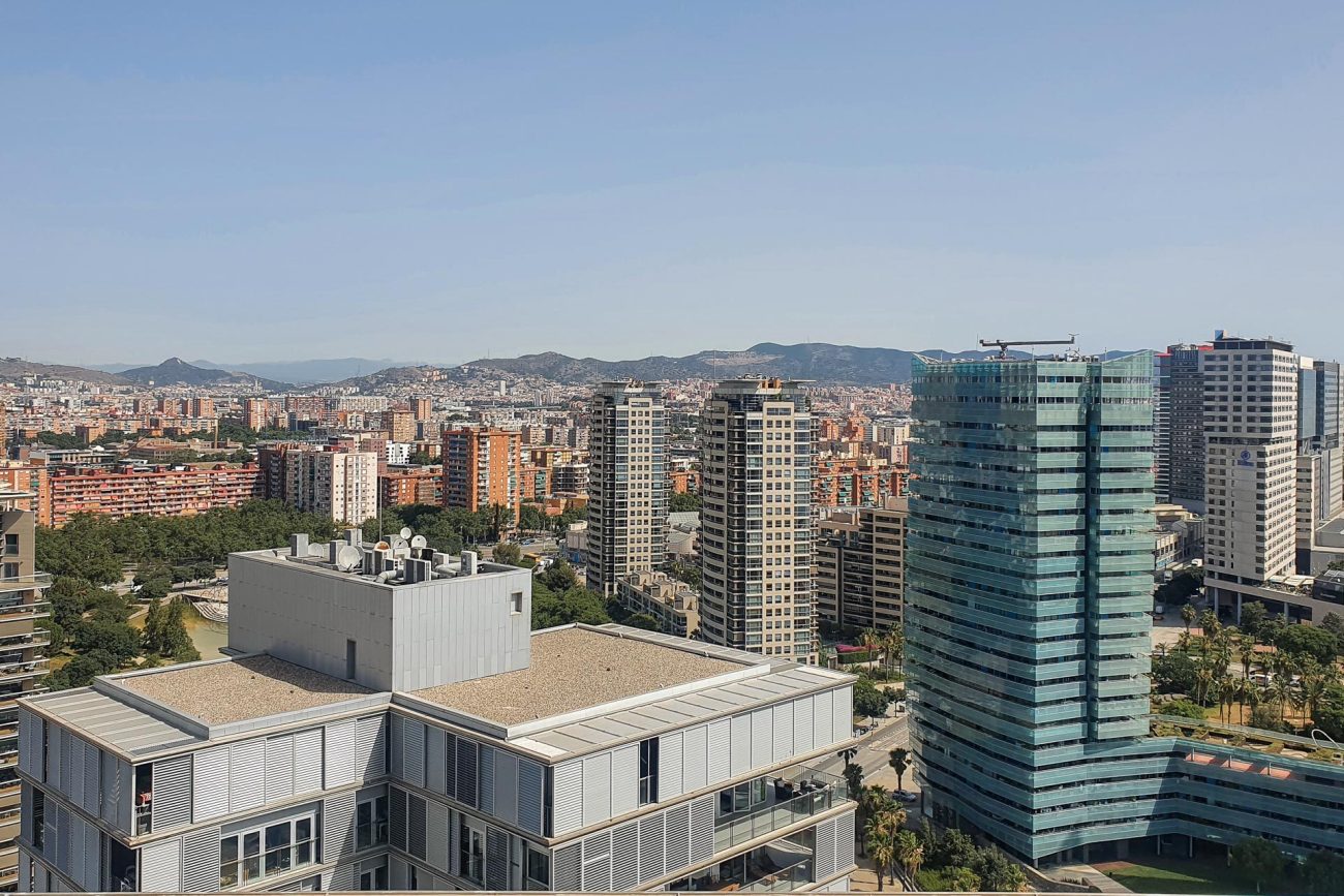 Apartamento frente al mar con vistas panorámicas en el complejo residencial más prestigioso de Barcelona