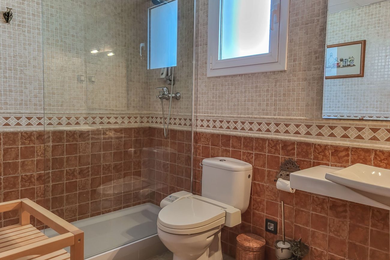 Acogedora casa independiente en Castelldefels