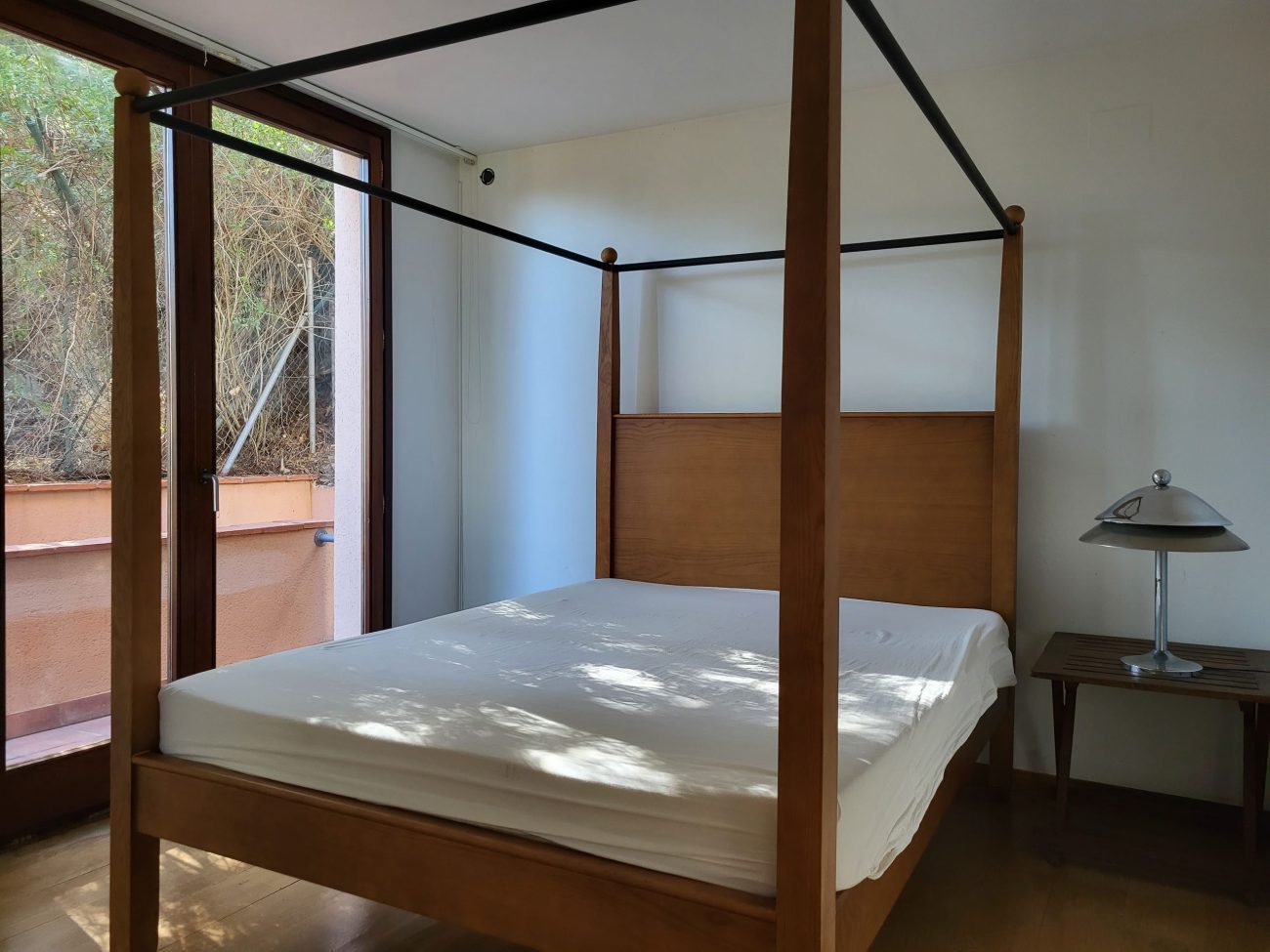 Disfruta de la tranquilidad del Tibidabo en esta impresionante casa de diseño