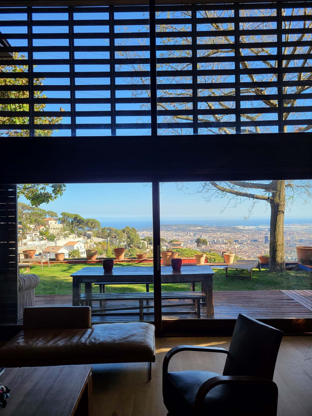 Disfruta de la tranquilidad del Tibidabo en esta impresionante casa de diseño