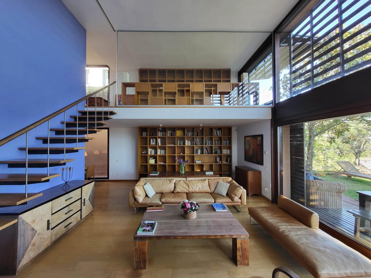 Disfruta de la tranquilidad del Tibidabo en esta impresionante casa de diseño