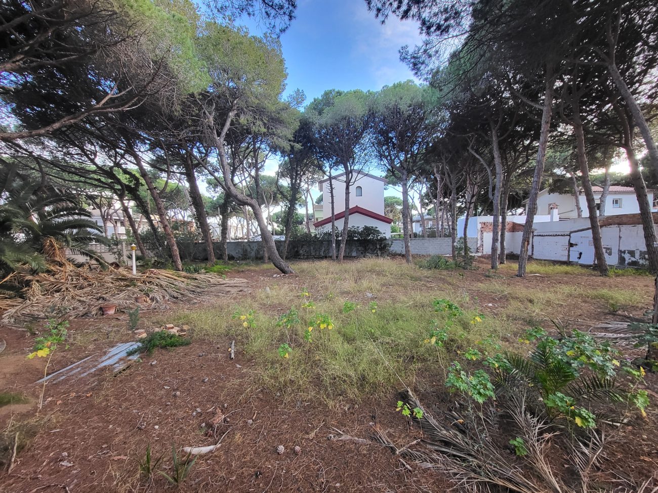 Parcela exclusiva para vivienda unifamiliar en la playa de Castelldefels