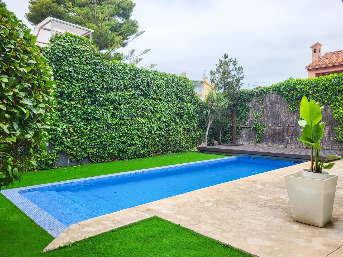 Residencia exclusiva de alto standing a un paso de la playa