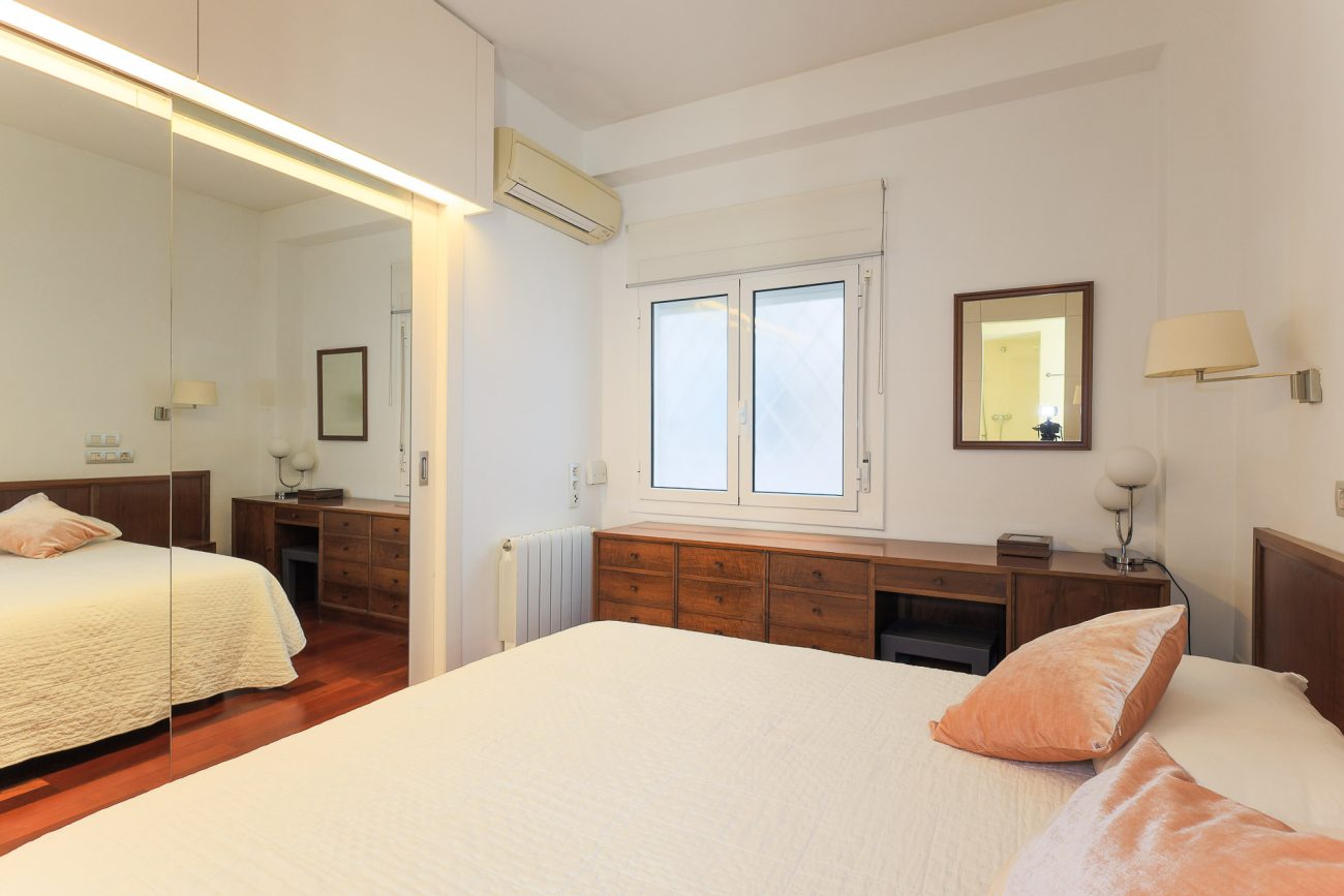 Piso en venta en Enric Granados, Barcelona — luminoso, reformado y en ubicación prime