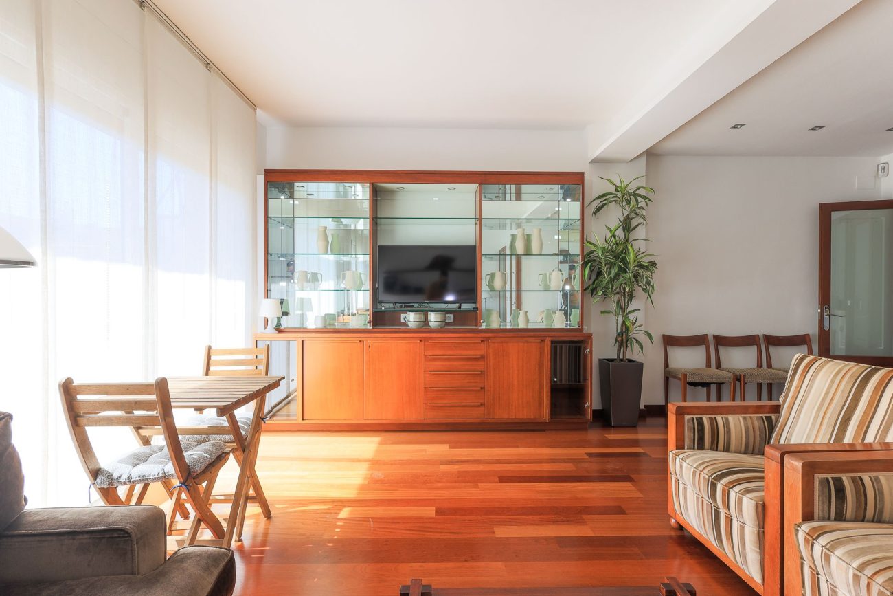 Piso en venta en Enric Granados, Barcelona — luminoso, reformado y en ubicación prime