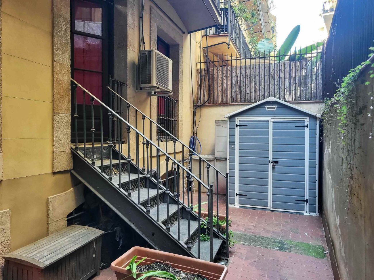 Finca regia en venta en El Born, Barcelona: propiedad de lujo para reformar en Marquès de l'Argentera
