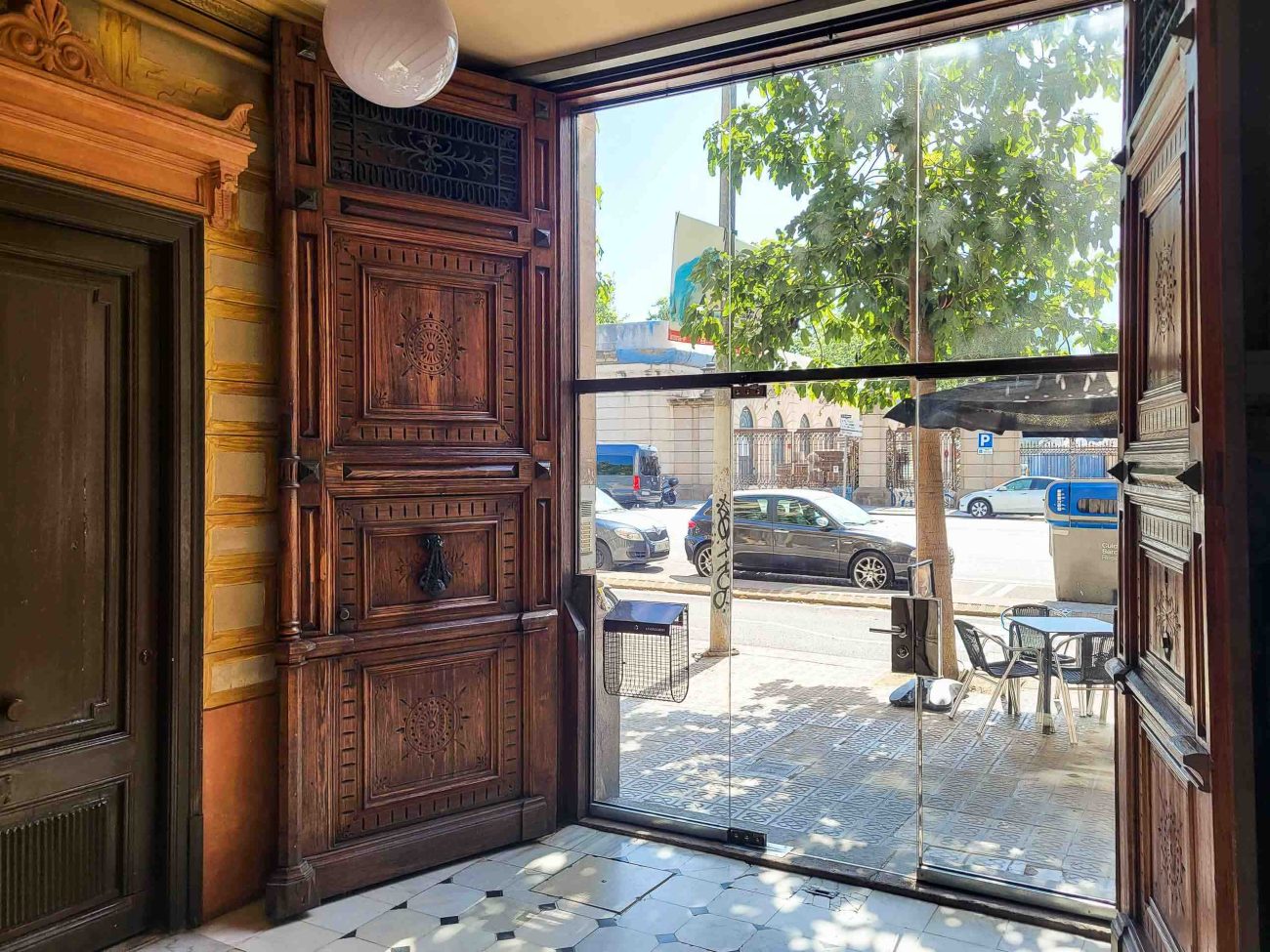 Finca regia en venta en El Born, Barcelona: propiedad de lujo para reformar en Marquès de l'Argentera