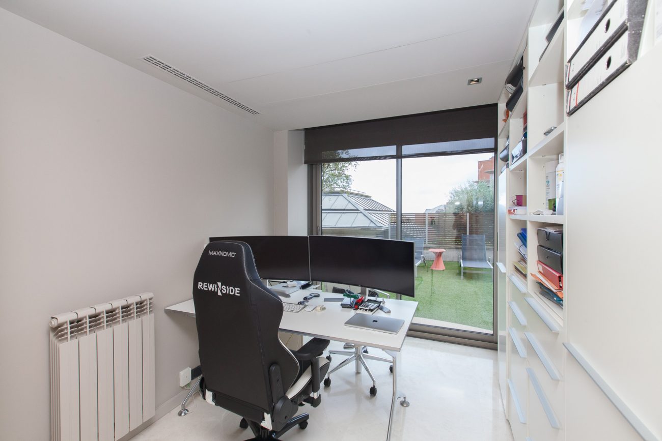 Casa esprectacular en urbanización Torre Vilana