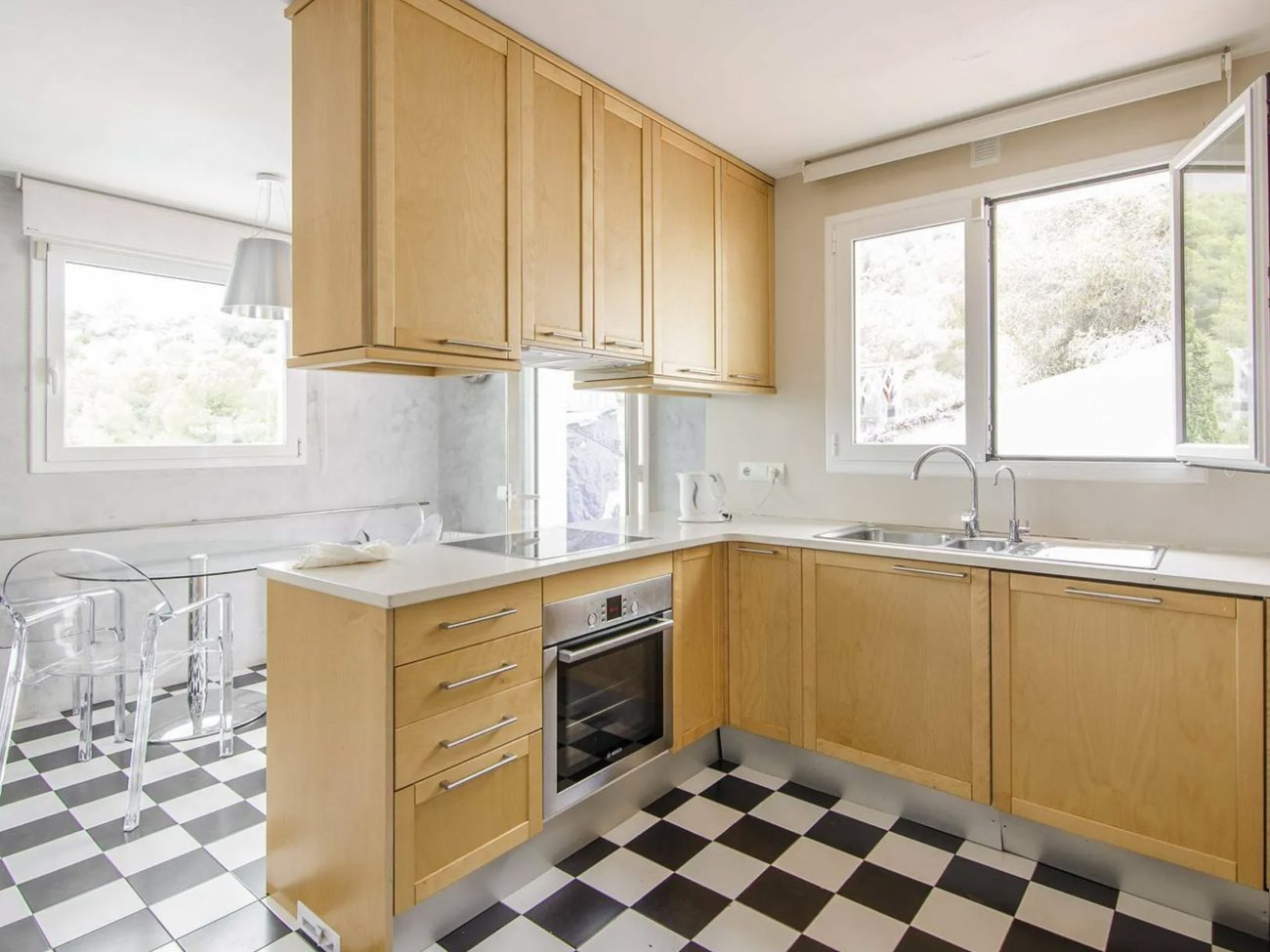 Un hogar moderno y elegante en una ubicación privilegiada
