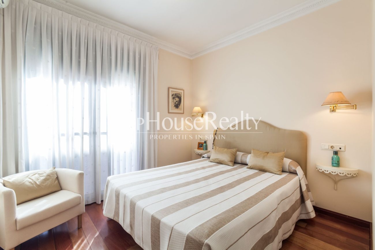Casa Adosada Unifamiliar con Piscina Privada