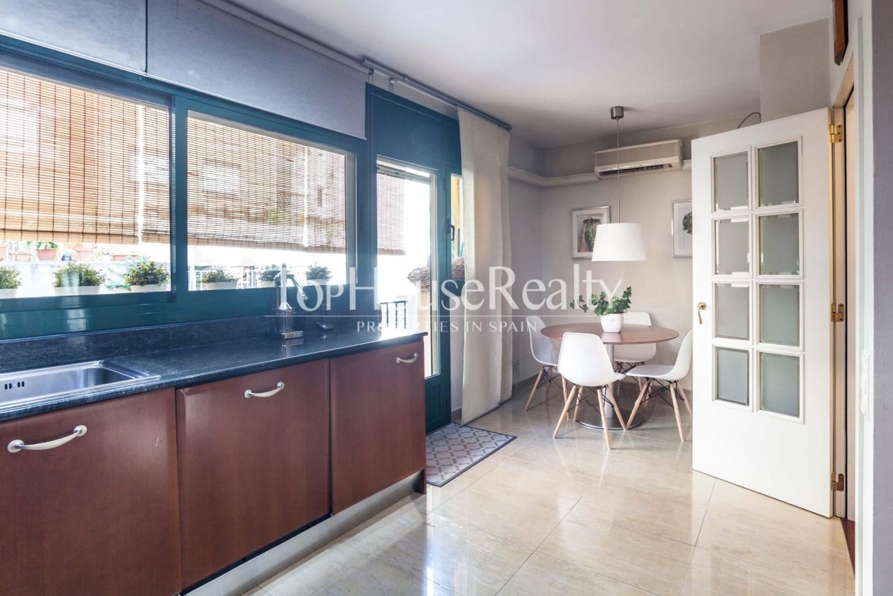Casa Adosada Unifamiliar con Piscina Privada