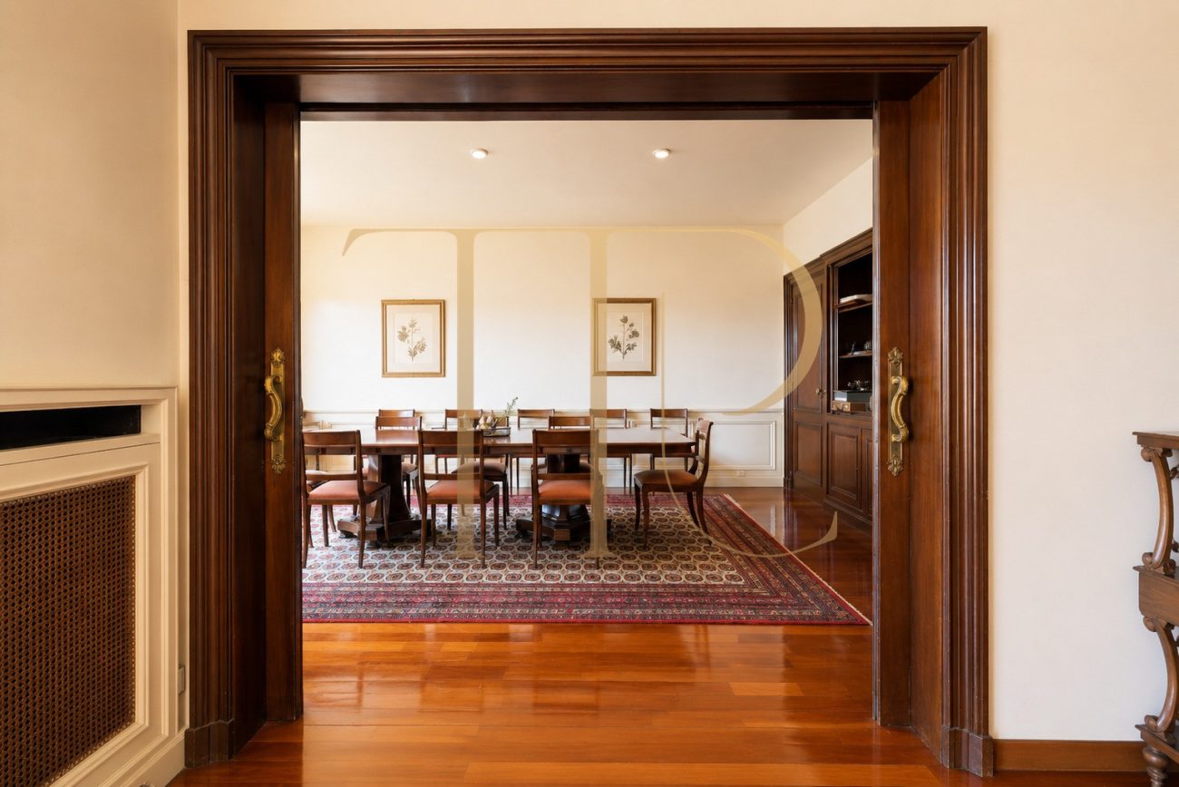 Exclusiva propiedad señorial de 470 m² con vistas al Turó Park