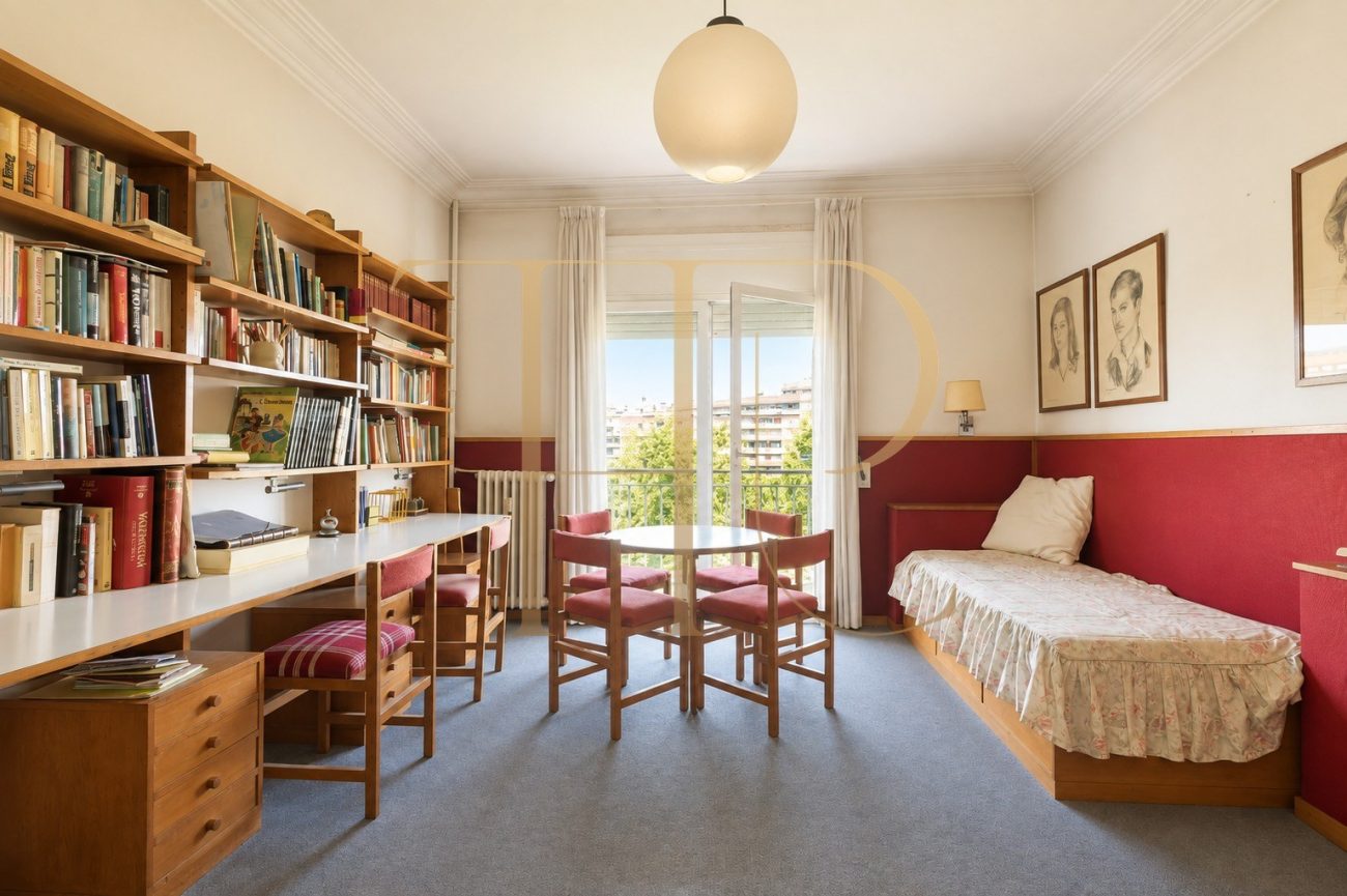 Exclusiva propiedad señorial de 470 m² con vistas al Turó Park