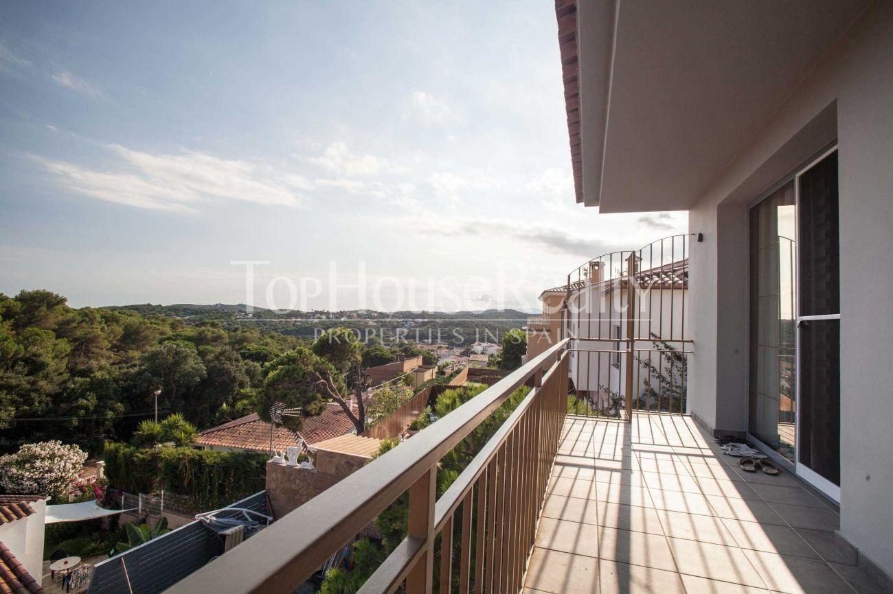 Acogedora y renovada casa con Vistas en Lloret de Mar