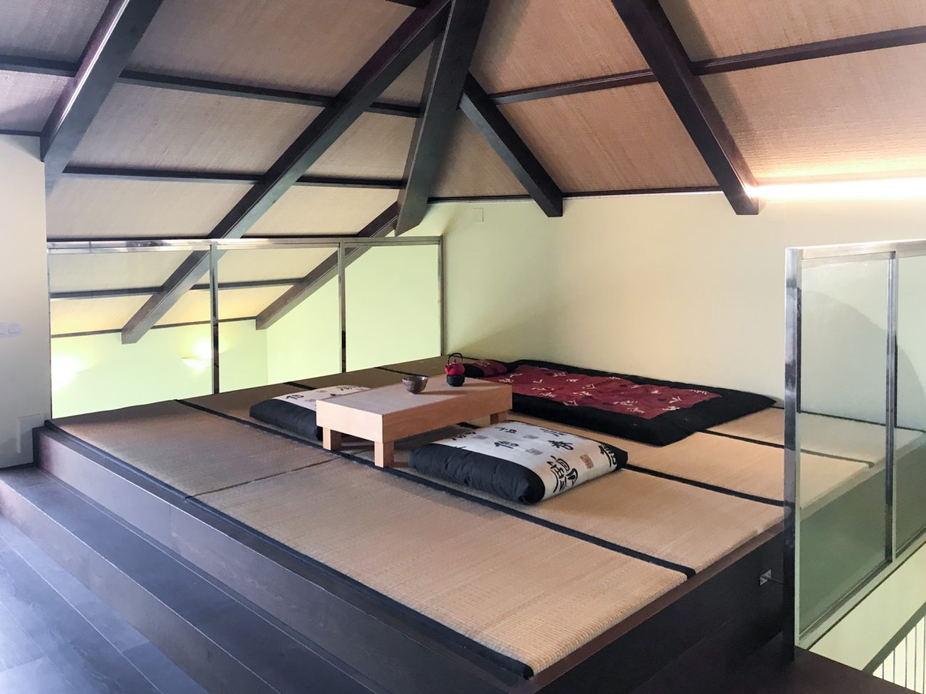 Exclusivo ático dúplex a orilla del mar