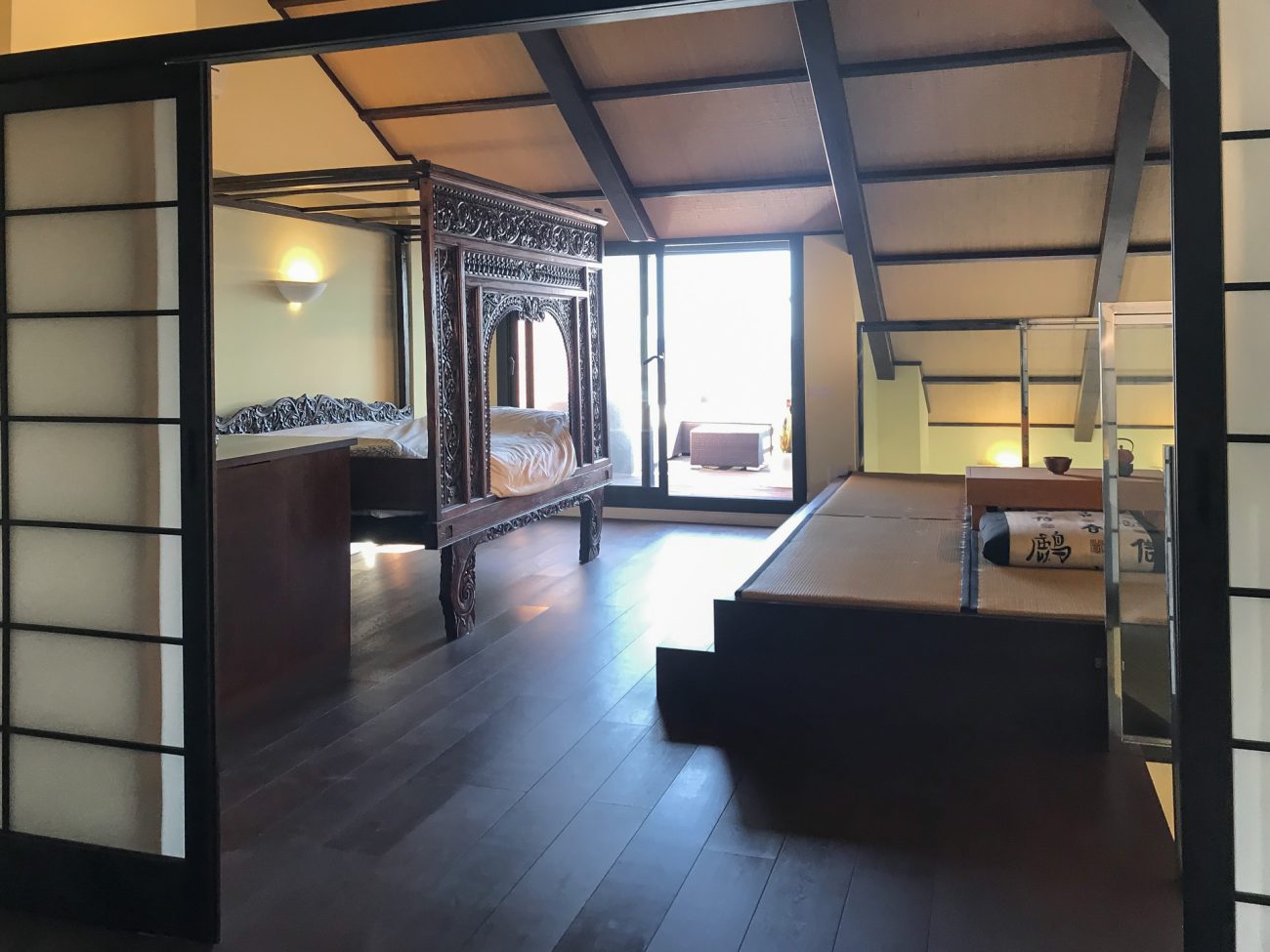 Exclusivo ático dúplex a orilla del mar