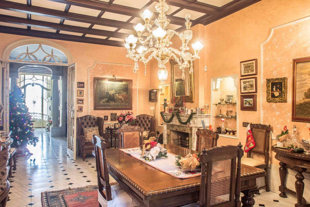 Casa de estilo colonial en Premia de Mar