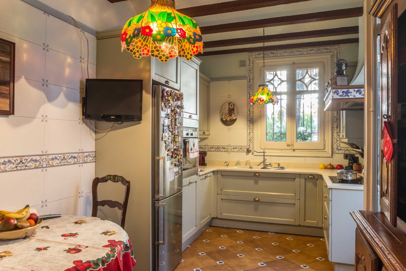 Casa de estilo colonial en Premia de Mar