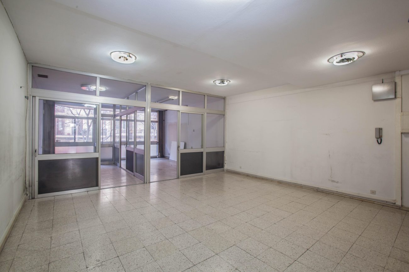 Amplio local en una zona inmejorable de la ciudad de Barcelona