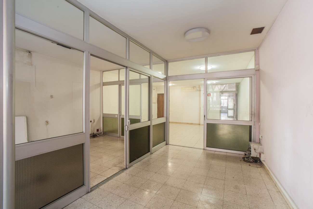 Amplio local en una zona inmejorable de la ciudad de Barcelona
