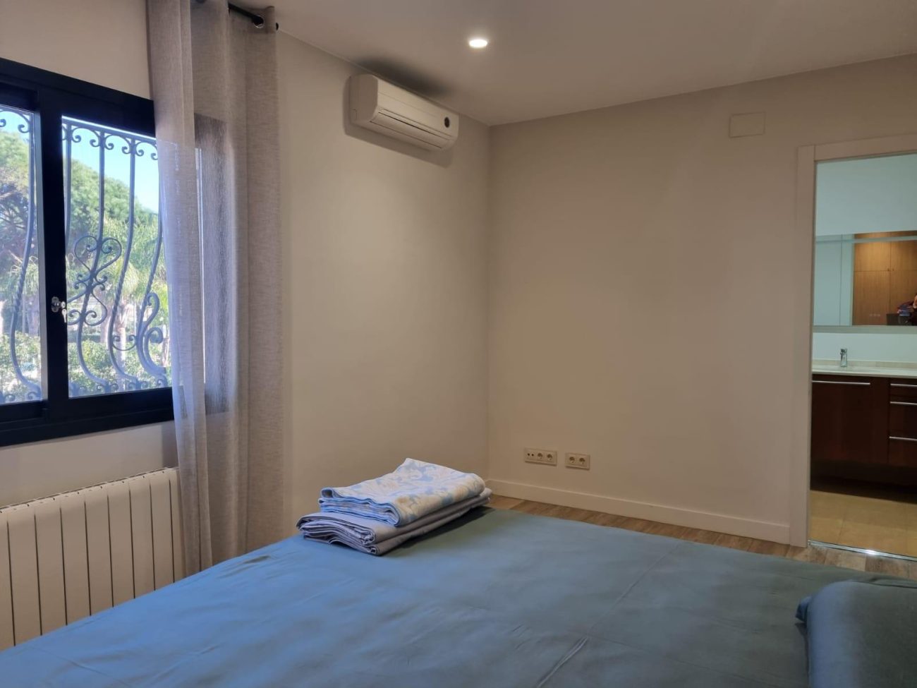 Gran jardín privado en Castelldefels Playa