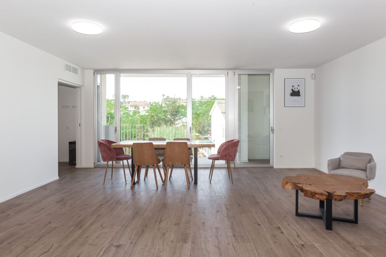 Piso en obra nueva en el centro del pueblo a las afueras de Barcelona
